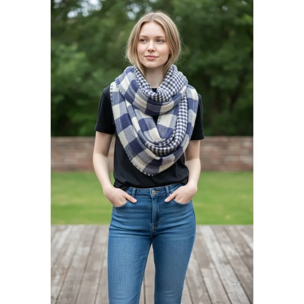 Ann Taylor Loft Blue & Beige Plaid Infinity Scarf Soft straddles comfort and chi